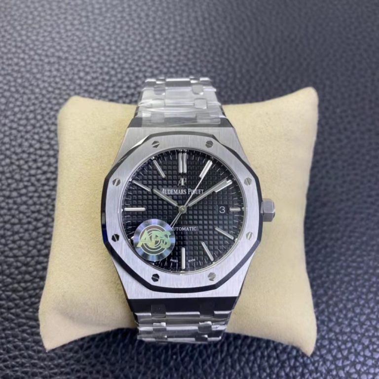 Audemars-Piguet-RO-15400-Replica-1024x1024